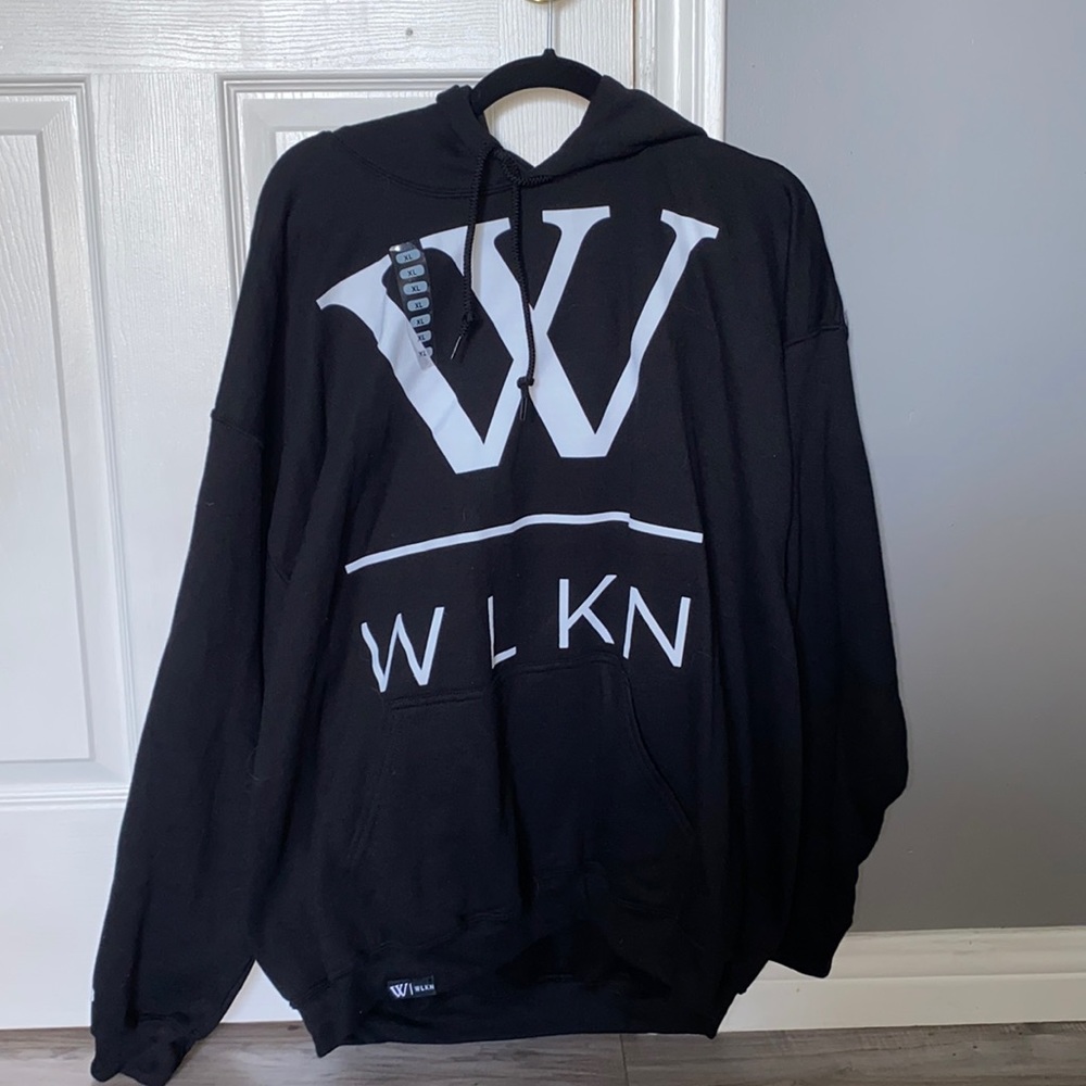 BLACK WLKN HOODIE